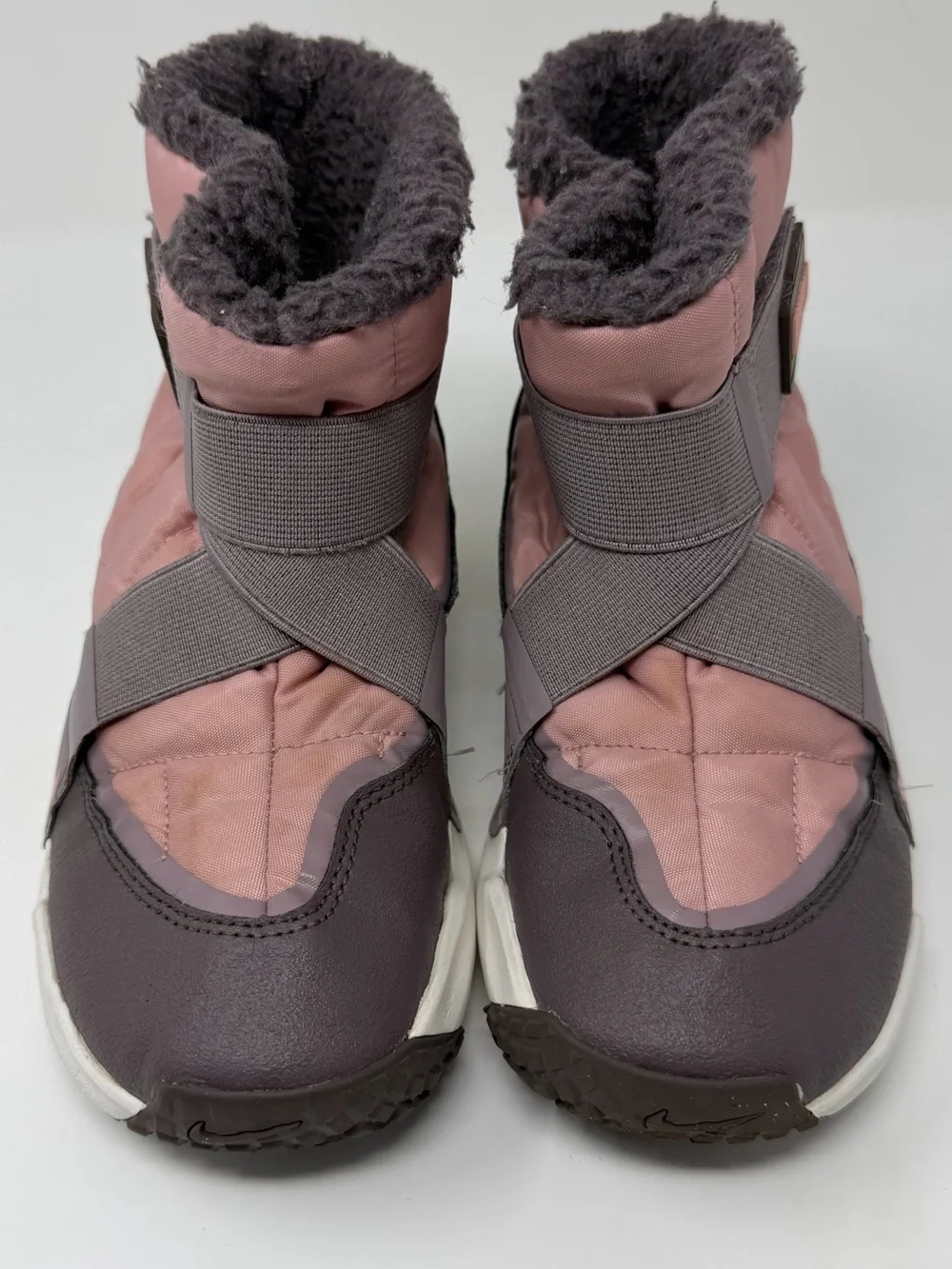 Nike Kids Pink and Gray Cold-Weather Boots sz.2y